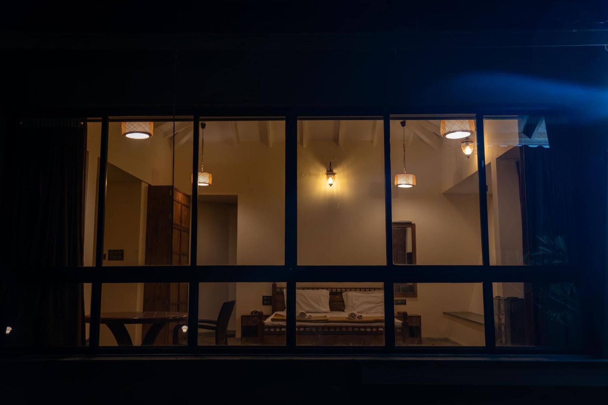 Rajlok Resorts Pune Esterno foto
